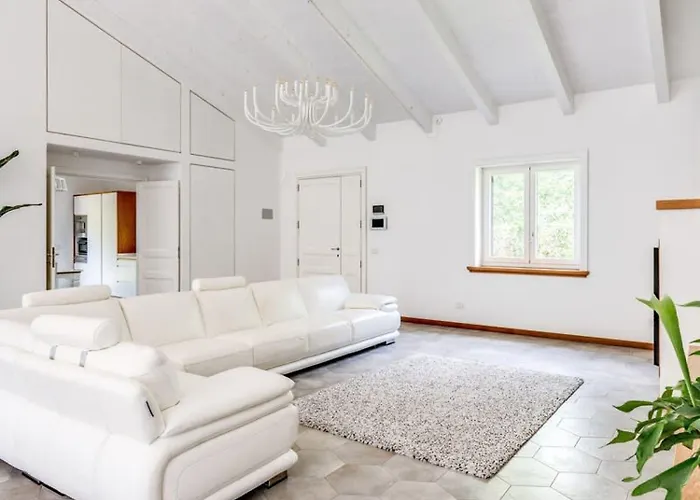 Romantic Garden Villa Sorrente