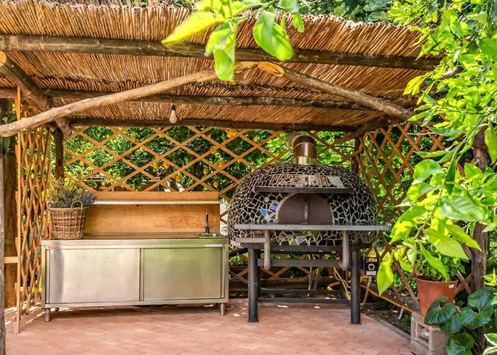 Romantic Garden Villa