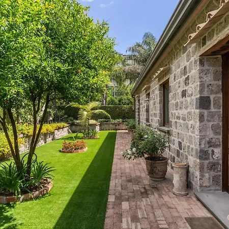 Villa Romantic Garden