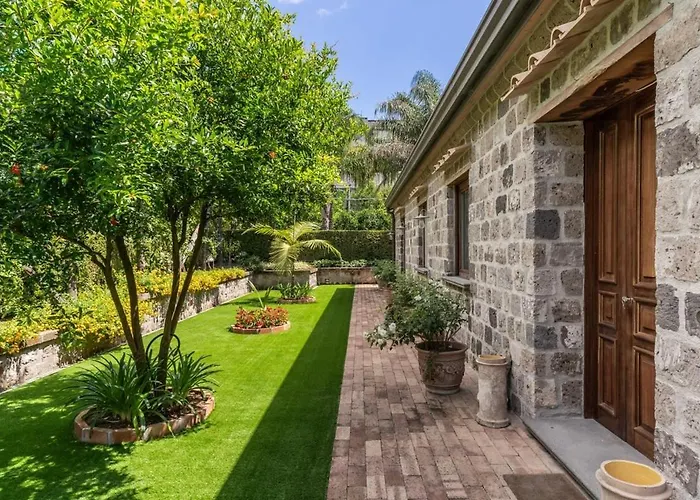 Villa Romantic Garden