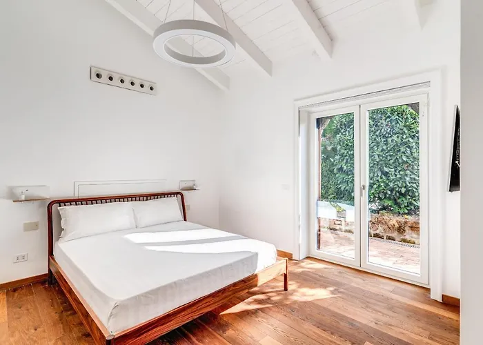 Romantic Garden 别墅 *