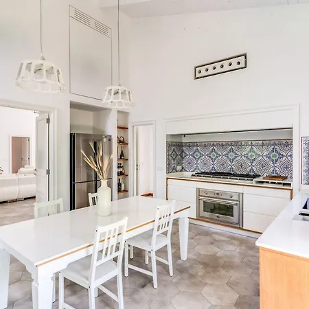 Romantic Garden Villa Sorrento