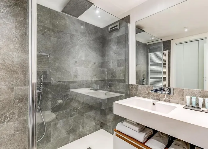 Romantic Garden Villa Sorrento